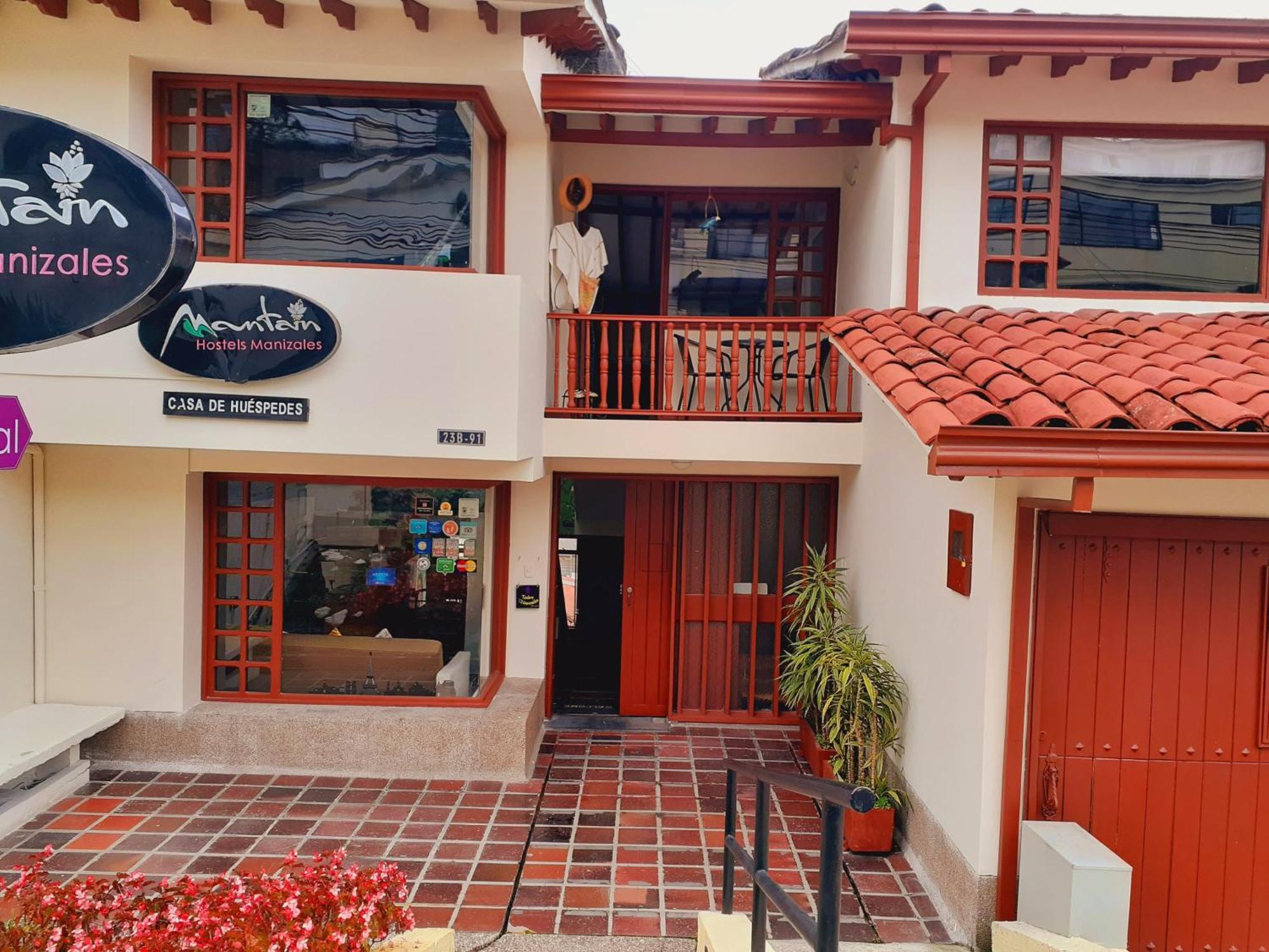 Ayenda Mountain Hostels 马尼萨莱斯 外观 照片